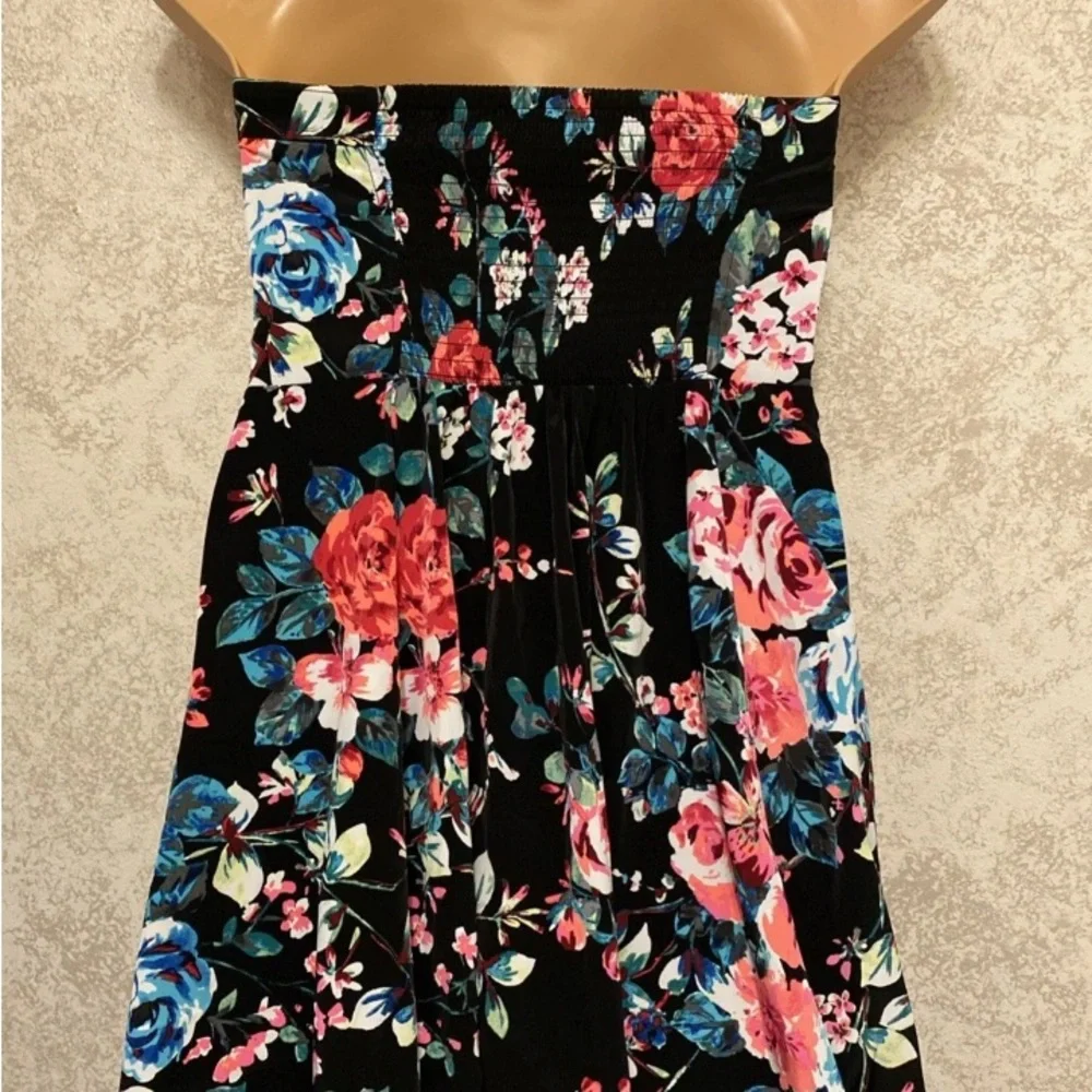 Express Strapless Dress with Floral Print - Picture 5 of 12